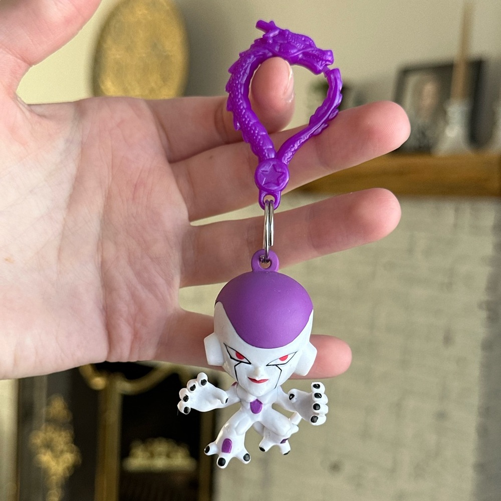 Dragon ball frieza keychain